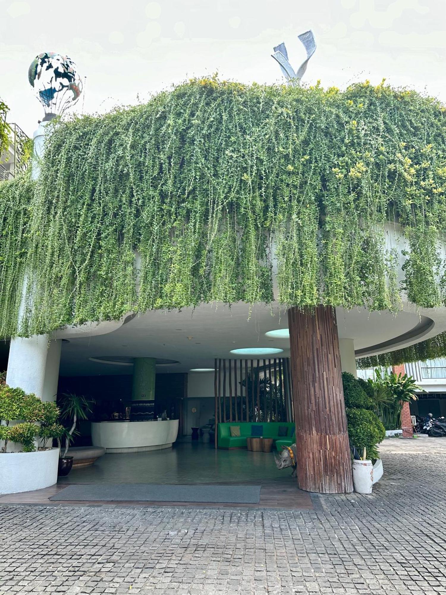 Ion Bali Benoa Hotel Нуса Дуа Екстериор снимка